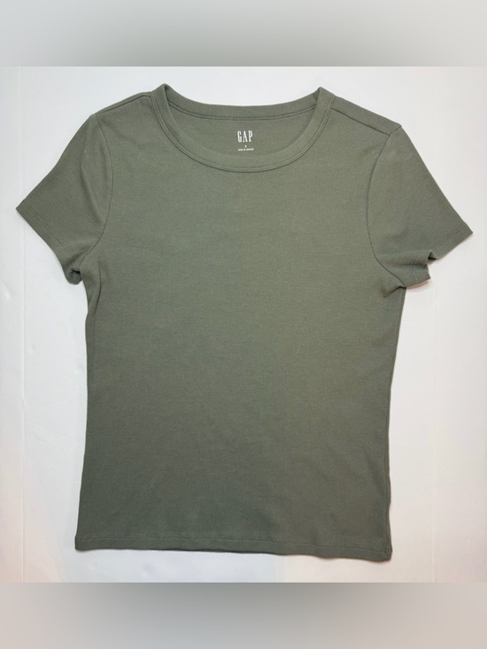 GAP Tops - GAP Ribbed Crewneck T-Shirt Mesculine Green Short Sleeves Size S